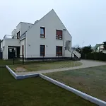 아파트 Z Ogrodkiem 트르제삭츠