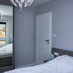 Z Ogrodkiem 아파트