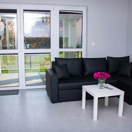 Z Ogrodkiem Trzęsacz