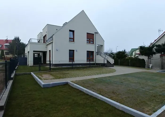 Appartamento Z Ogrodkiem Trzęsacz