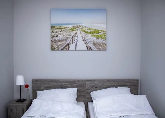 Lejlighed Z Ogrodkiem Trzęsacz