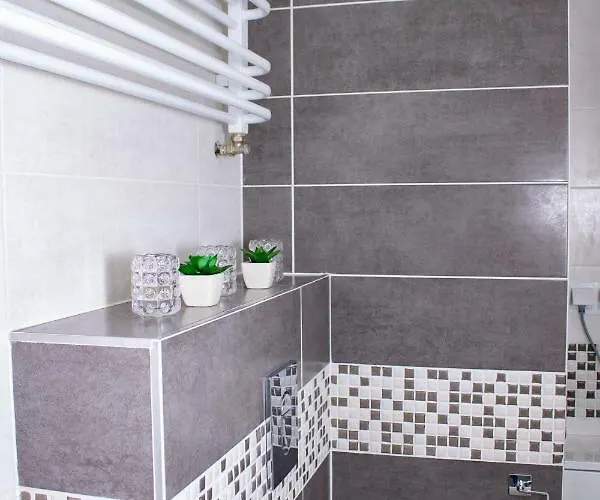 Lejlighed Z Ogrodkiem Trzęsacz